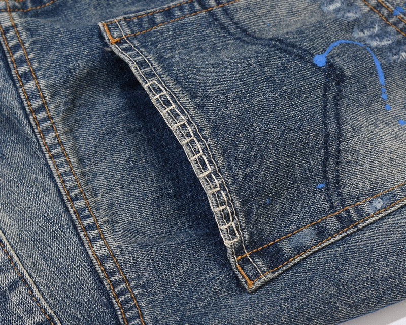 „Wavy“ Flared Denim