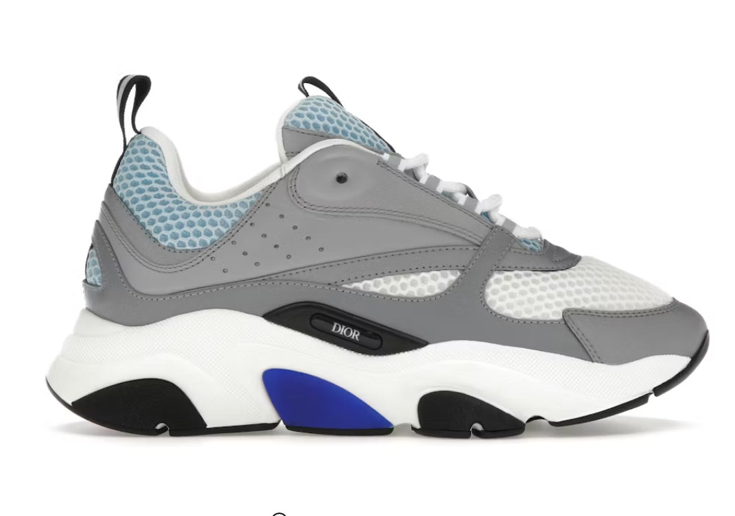 "B22" Sneaker