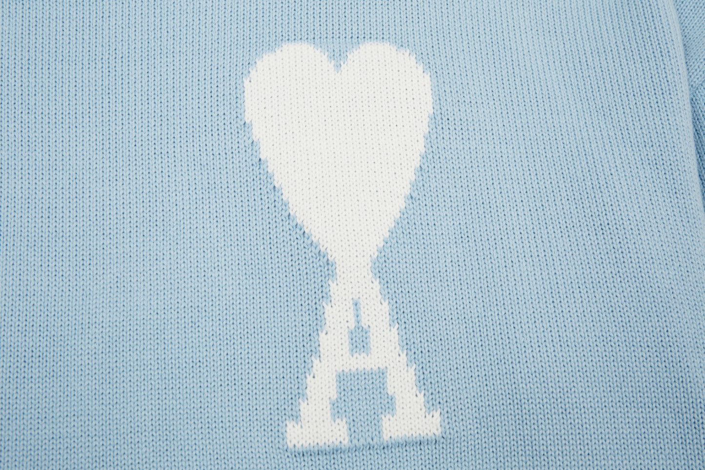 "Heart" - Pullover Babyblau